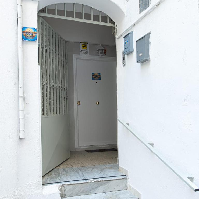 Bellissima Napoli - Appartamento con 2 Camere da Letto - 47