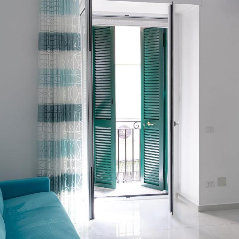 Bellissima Napoli - Appartamento con 2 Camere da Letto - 9
