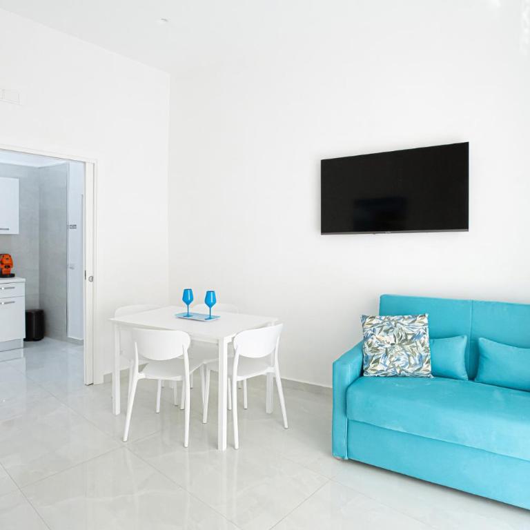 Bellissima Napoli - Appartamento con 2 Camere da Letto - 2