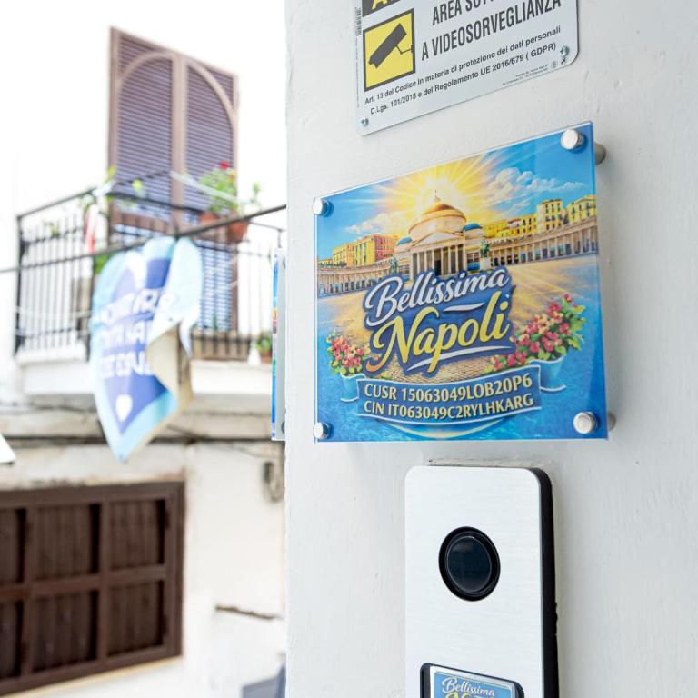 Bellissima Napoli - Appartamento con 2 Camere da Letto - 49