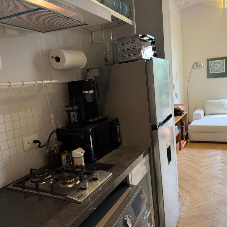 Light-Filled Loft- Fast WiFi, Pool, Gym & Security - Apartment - 21