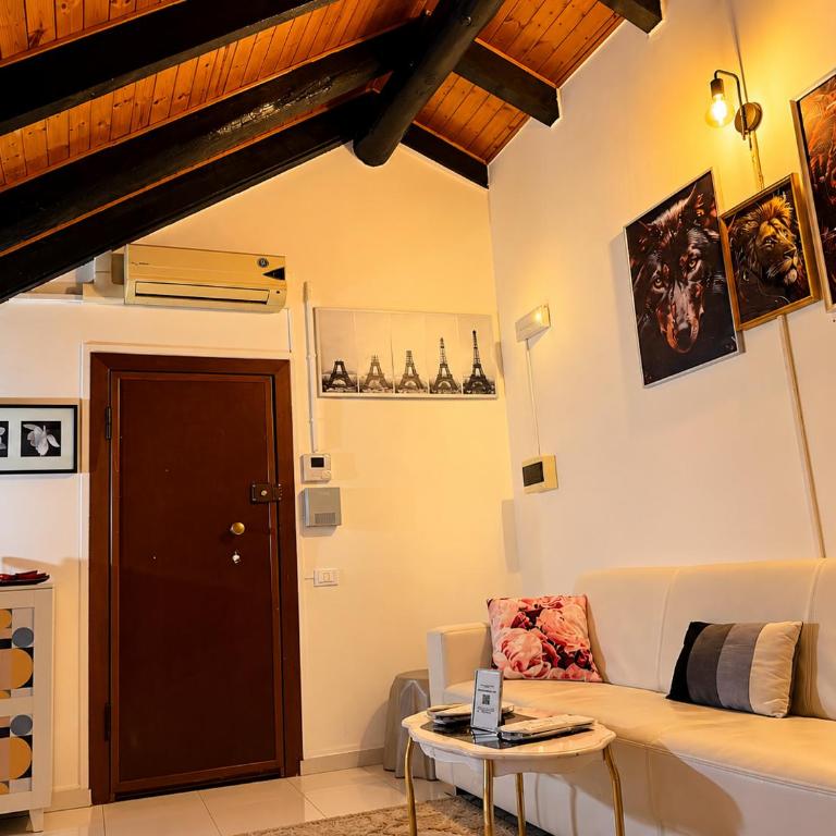 Hosting Dreams Attics - Duomo - Appartamento Attico - 3