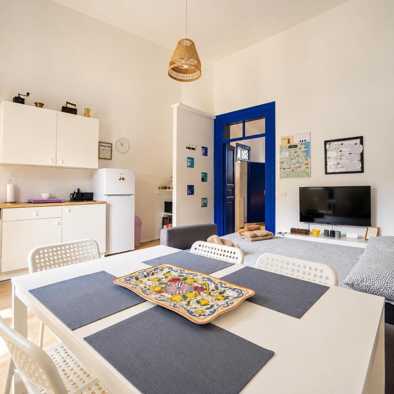 Parcheggio Gratuito - 650m dalla Cattedrale - 6 posti letto - wifi - centro storico - Appartamento con 1 Camera da Letto - 8