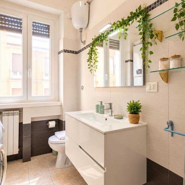 Charming 3 Bedroom a Campo De Fiori - Appartamento con 3 Camere da Letto - 5