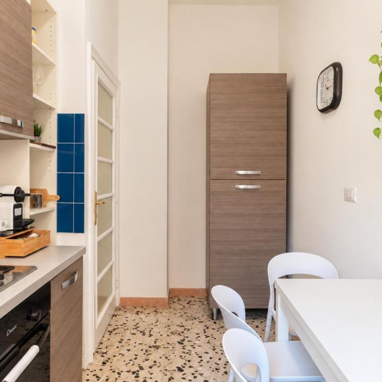Charming 3 Bedroom a Campo De Fiori - Appartamento con 3 Camere da Letto - 12