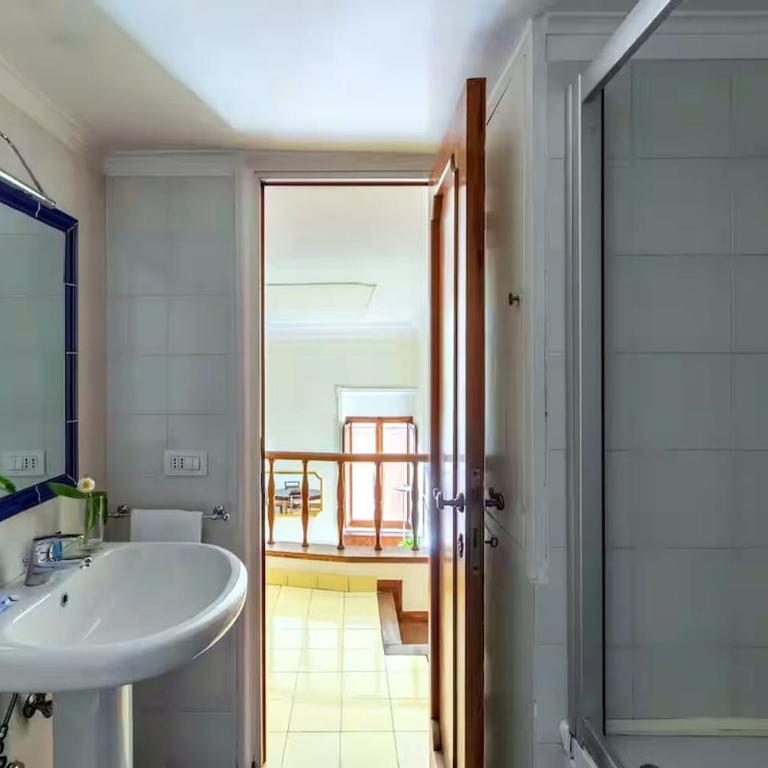 Historic Via Giulia Loft by Flatinrome - Appartamento con 2 Camere da Letto - 8