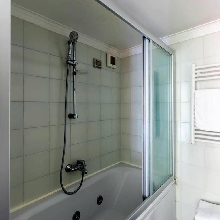 Historic Via Giulia Loft by Flatinrome - Appartamento con 2 Camere da Letto - 10