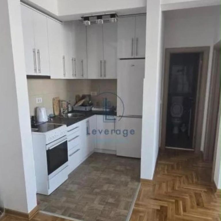 Masa Lux - One-Bedroom Apartment - 1