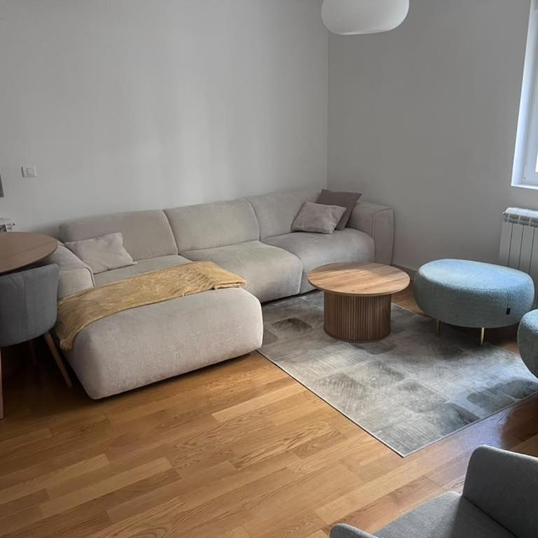 City Garden III - One-Bedroom Apartment - 4