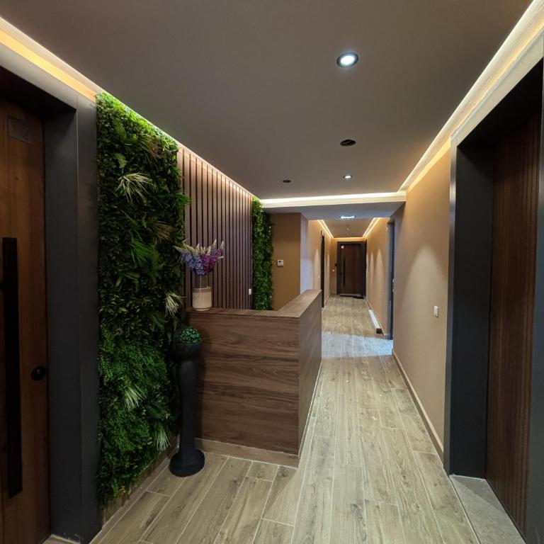 City Garden III - One-Bedroom Apartment - 2