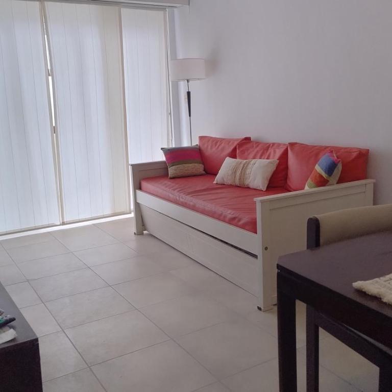 Mar del Plata 2 ambientes en La Perla - Apartamento de 1 dormitorio - 2