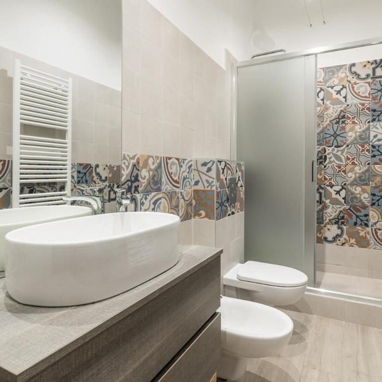 Broccaindosso 61 City Center - Appartamento con 2 Camere da Letto - 10