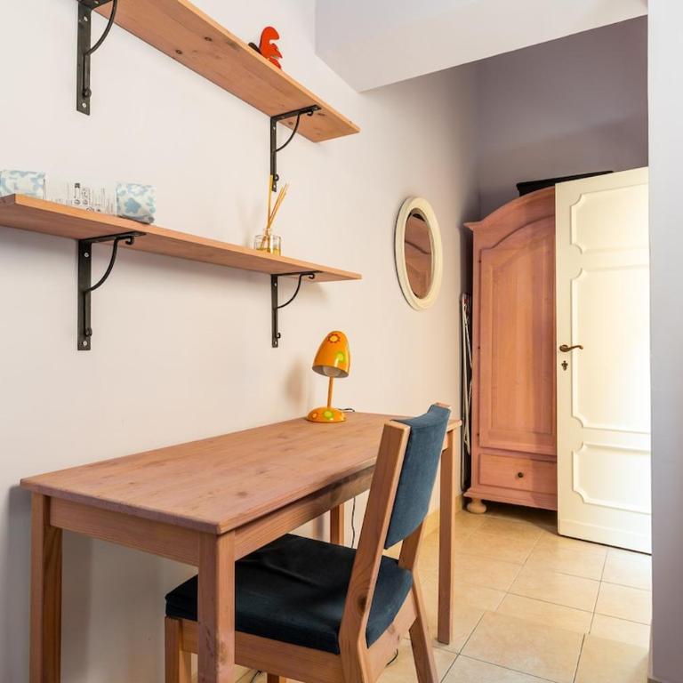 Broccaindosso 61 City Center - Appartamento con 2 Camere da Letto - 13