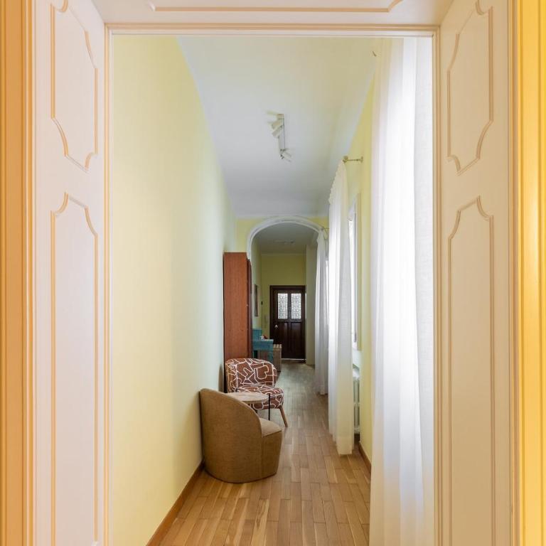 Broccaindosso 61 City Center - Appartamento con 2 Camere da Letto - 20