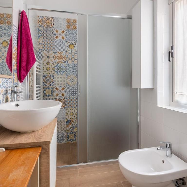 Broccaindosso 61 City Center - Appartamento con 2 Camere da Letto - 24
