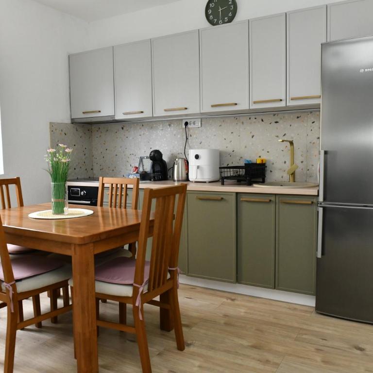Apartman-5D - Apartment mit 1 Schlafzimmer - 2