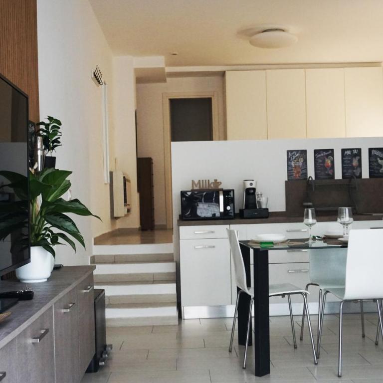 La Sosta al Passetto | Monolocale e Parcheggio - Appartamento con 1 Camera da Letto - 1