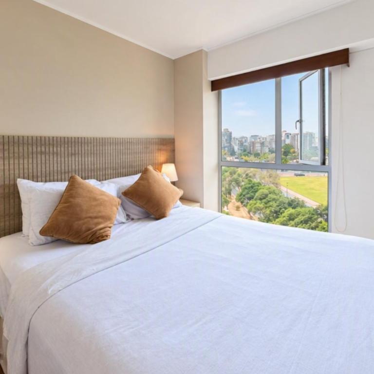 BOEM Apartments by Vibrant - One-Bedroom Apartment with City View - 2