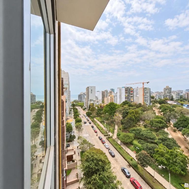 BOEM Apartments by Vibrant - One-Bedroom Apartment with City View - 23