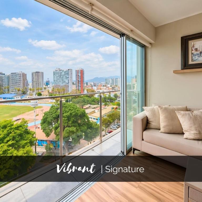 BOEM Apartments by Vibrant - One-Bedroom Apartment with City View - 1