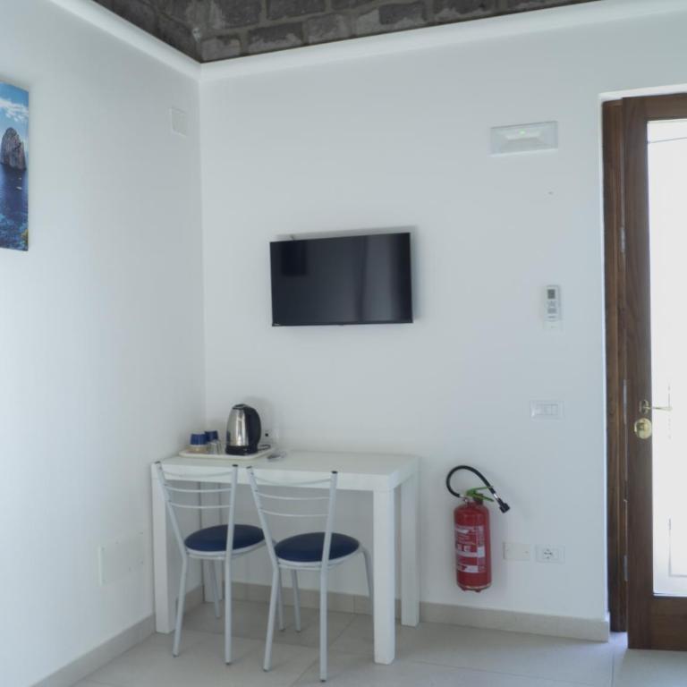 Aequa Suites Sorrento Coast - Camera Deluxe Matrimoniale con Vista Mare - 7
