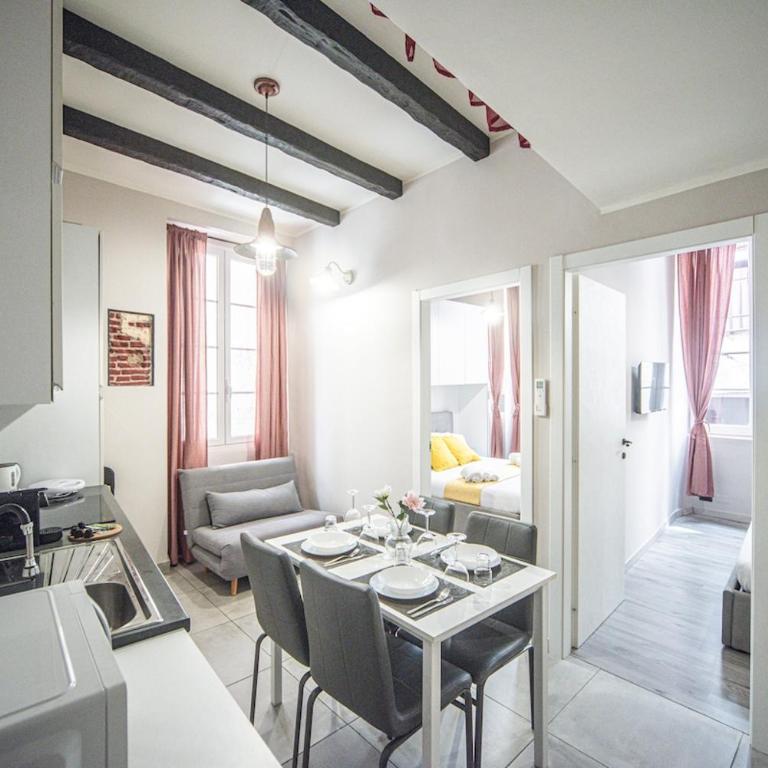 Il Gozzo Retreat Sapori di Mare tra Storia e Porto - Appartamento con 2 Camere da Letto - 9