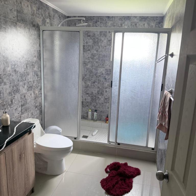 Parcela con piscina privada - Chalet - 4