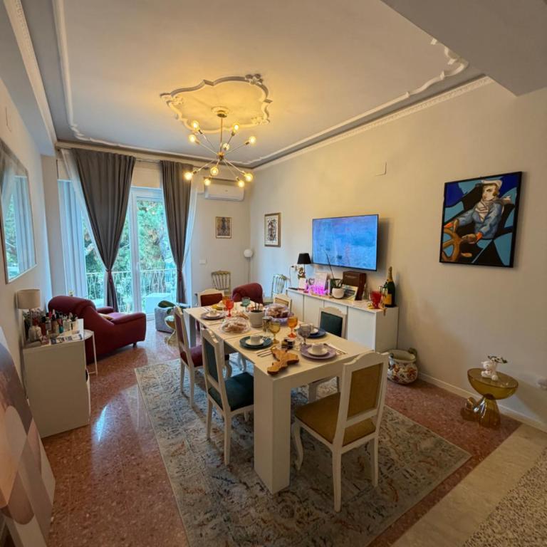 AC GOLD B&B Boutique Rooms & Suite - Camera Deluxe Matrimoniale/Doppia con Letti Singoli con Vista Città - 1
