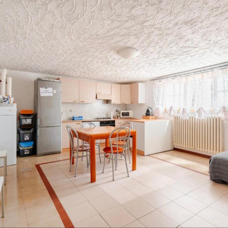 Love nest Parma - Appartamento con 1 Camera da Letto - 1