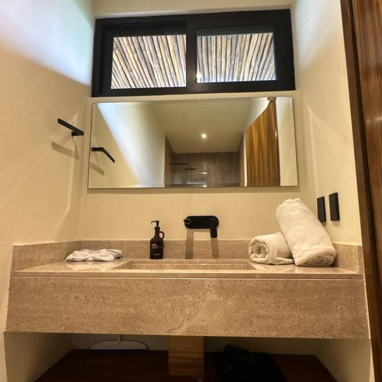 1BR Jungle view pool Near Beach - One-Bedroom Apartment - 14