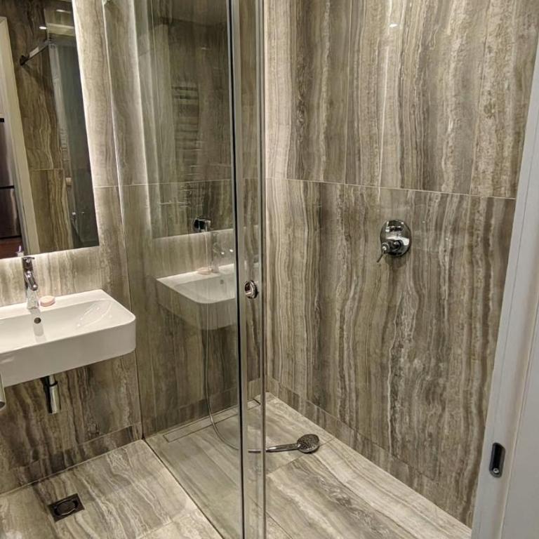 KAYA Residence - One-Bedroom Apartment - 12