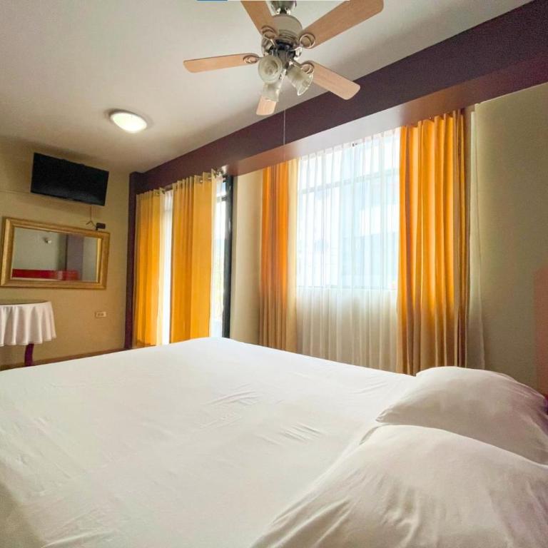 Hotel Olimpo - Superior Double Room - 3
