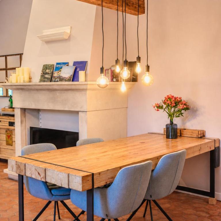 Penthouse with rooftop terrace - Uzès Place aux Herbes - Appartement 2 Chambres - 6
