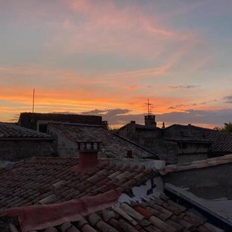 Penthouse with rooftop terrace - Uzès Place aux Herbes - Appartement 2 Chambres - 26