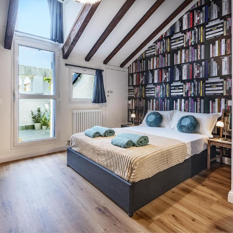 Little Vogue Milan Last Floor and terrace M1 Pasteur - One-Bedroom Apartment - 1