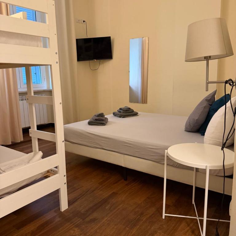 La Spezia Via Fazio Rooms - Economy Quadruple Room - 6