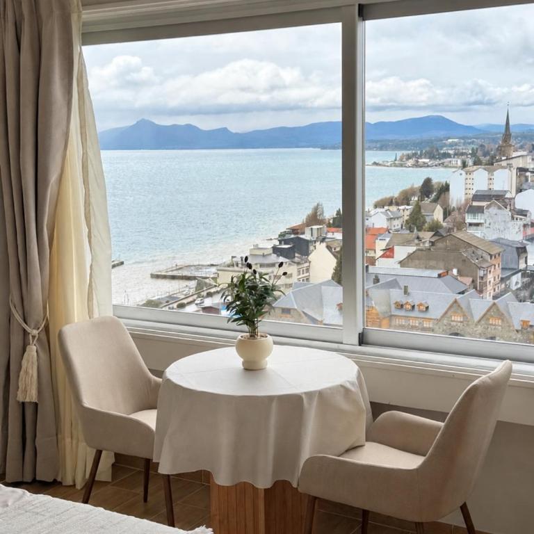 Studios Vista al Lago - One-Bedroom Apartment - 1