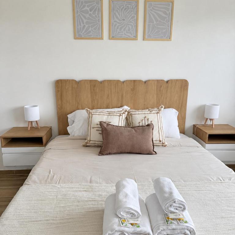 Studios Vista al Lago - One-Bedroom Apartment - 3