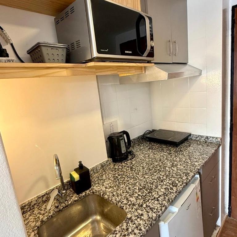 Studios Vista al Lago - One-Bedroom Apartment - 6