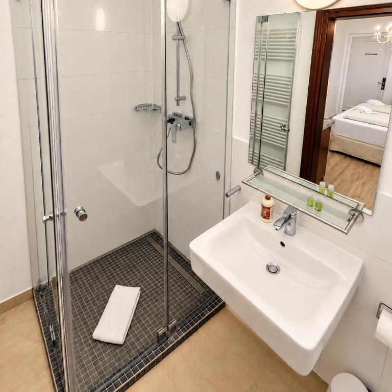 Goethe Hotel Munich - Chambre Lit King-Size - 2