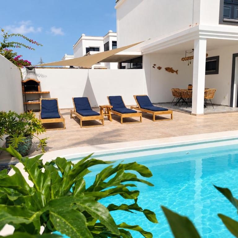 Villa Stefi - Three-Bedroom Villa - 2