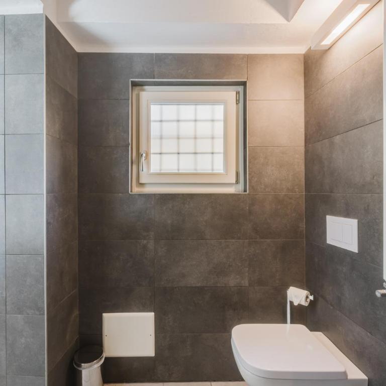 Residenza Scaligera - Double Room with Private Bathroom - 6