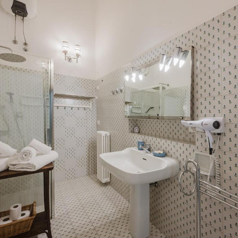 Residenza Scaligera - Double or Twin Room - 8