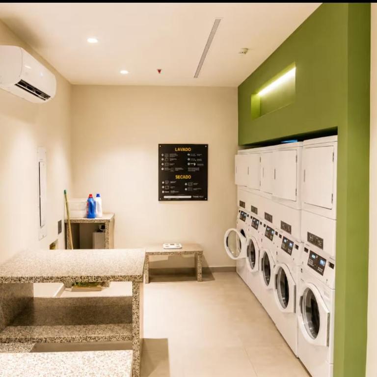 Terraz - One-Bedroom Apartment with Rooftop Spa Bath - 76