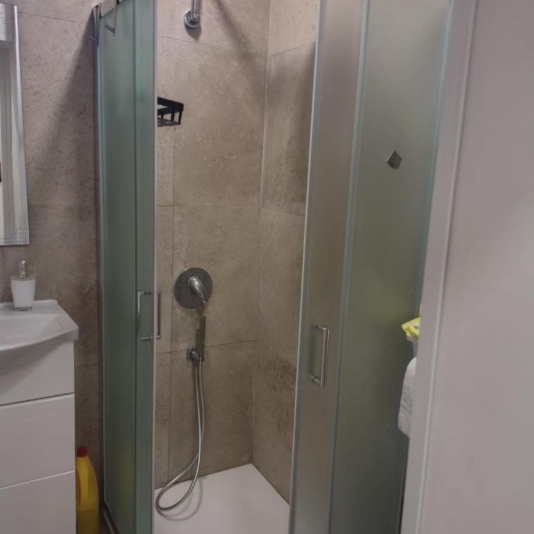 vivienda di Fofò - Camera Matrimoniale con Bagno Privato - 4