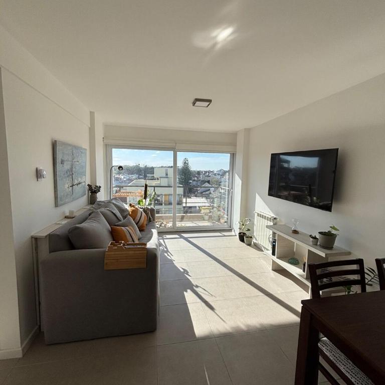 Depto 2 Amb en Punta Mogotes con Cochera privada- Edificio frente al mar - One-Bedroom Apartment - 1