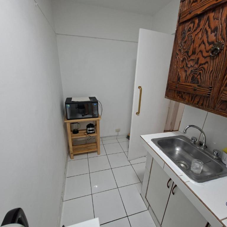Habitación cómoda larco kennedy - One-Bedroom Apartment - 6