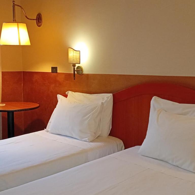Hotel Amadeus - Camera Doppia con Letti Singoli - 9