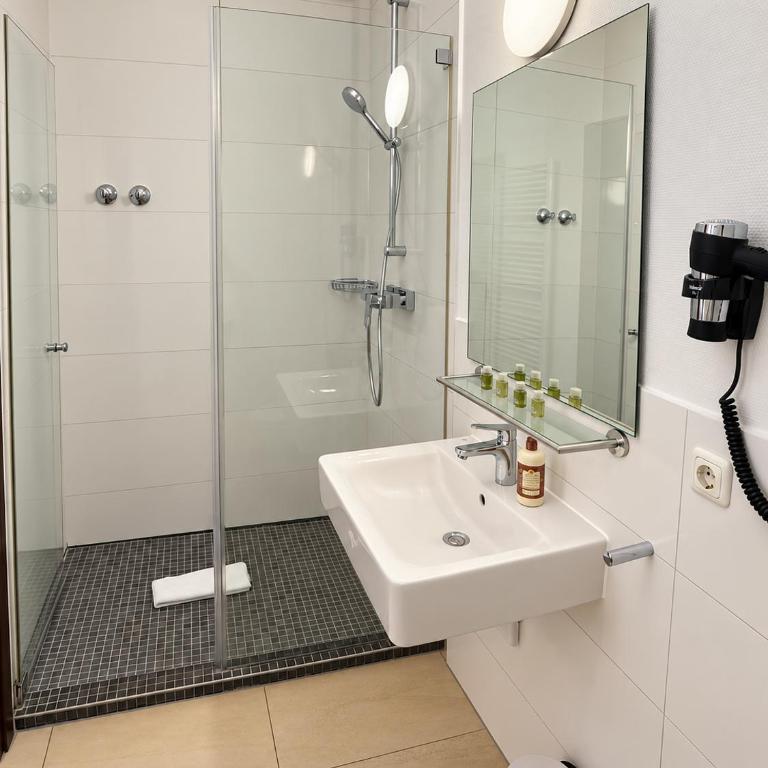 Goethe Hotel Munich - Chambre Quadruple avec Vue sur Cour - 4