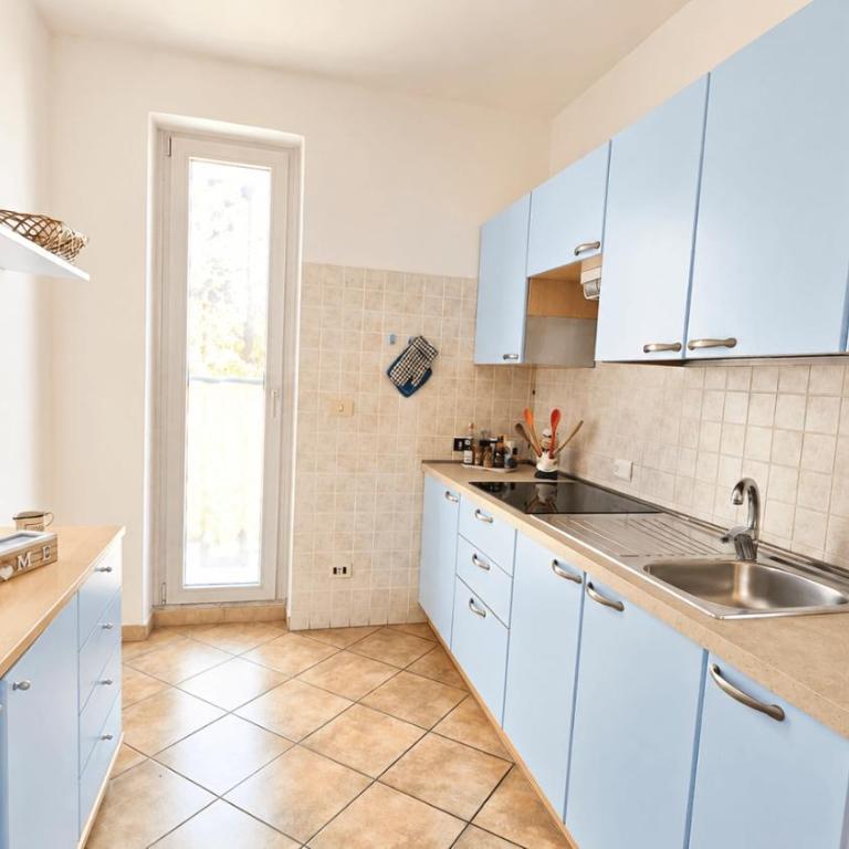 Case vacanza nella via Centrale - Appartamento con 3 Camere da Letto e con Balcone - 3